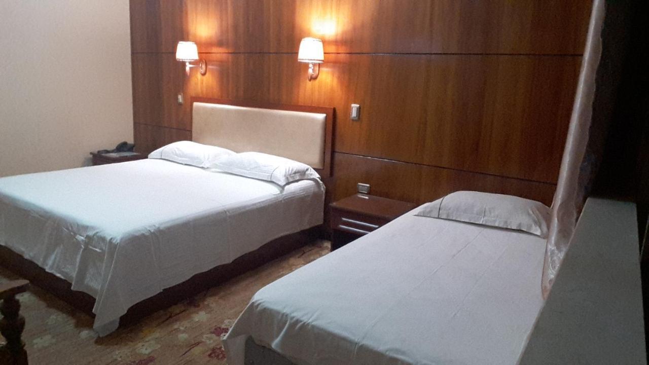 Hotel Pekin Икике Экстерьер фото