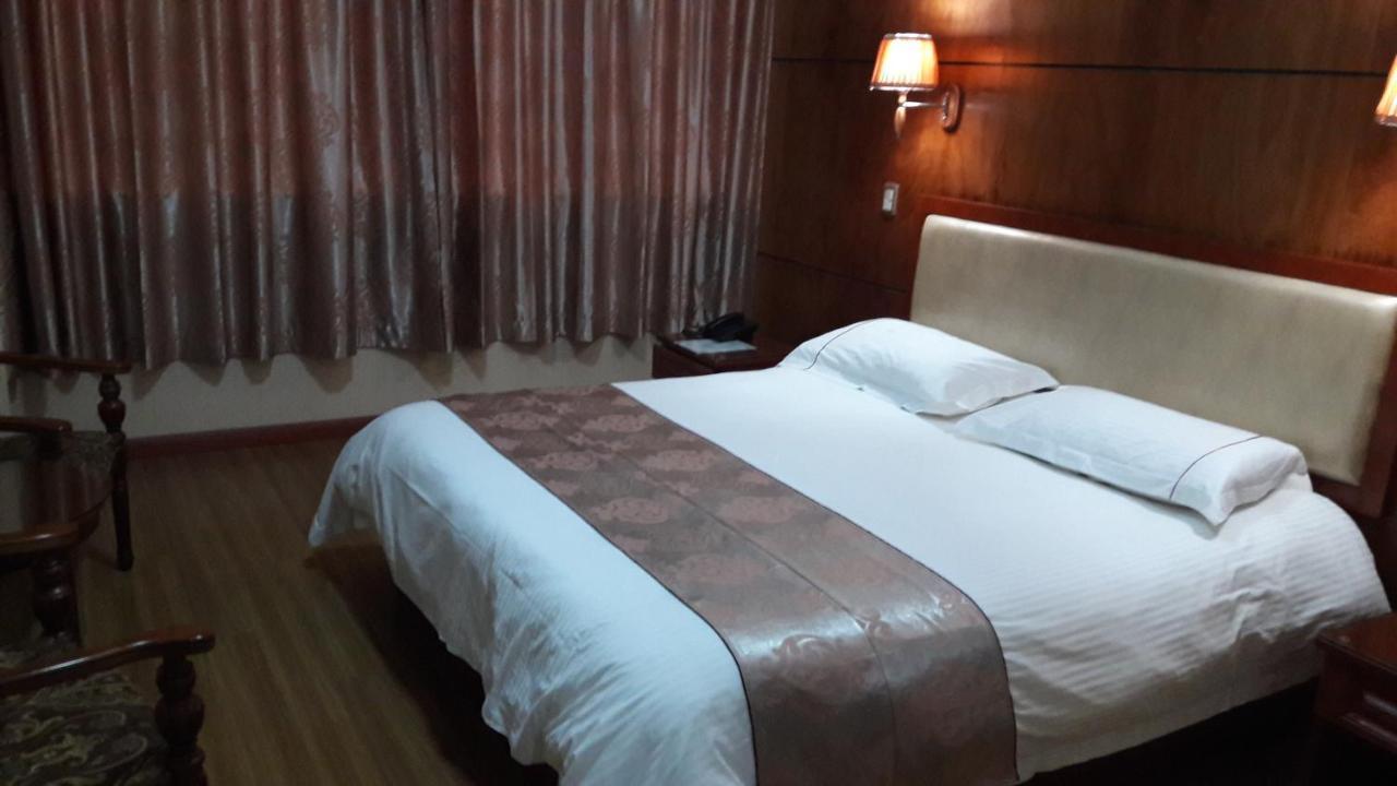 Hotel Pekin Икике Экстерьер фото